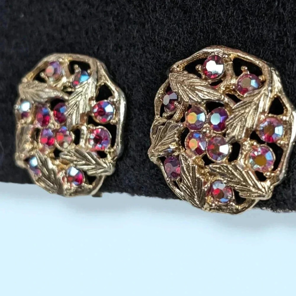Vintage Sarah Cov Red AB Crystal Earrings - Picture 2 of 5